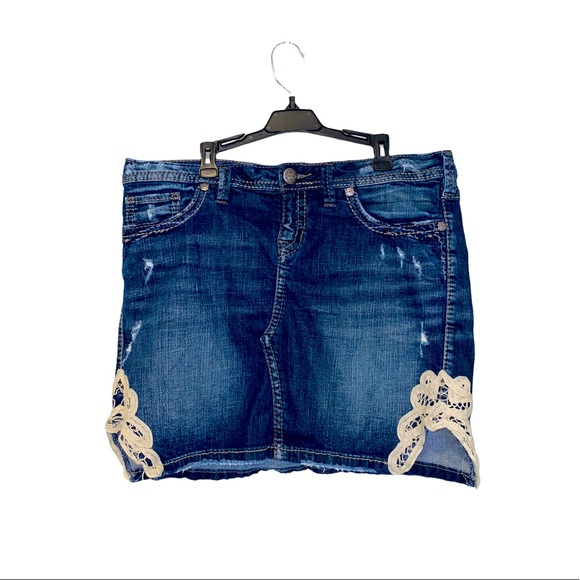 Silver Jeans Dresses & Skirts - Silver designer francy mid mini skirt waist 32”